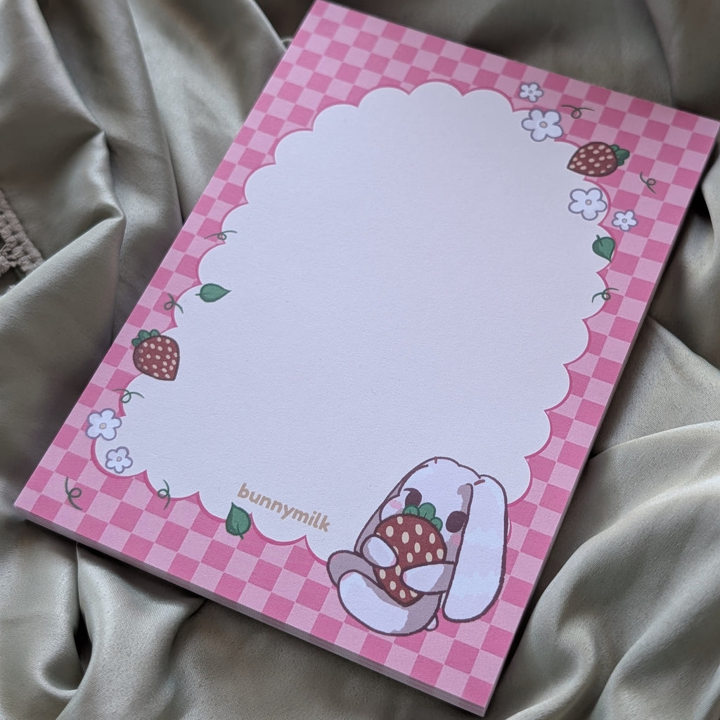 Strawberry Bunny | Memopad 🍓🐰
