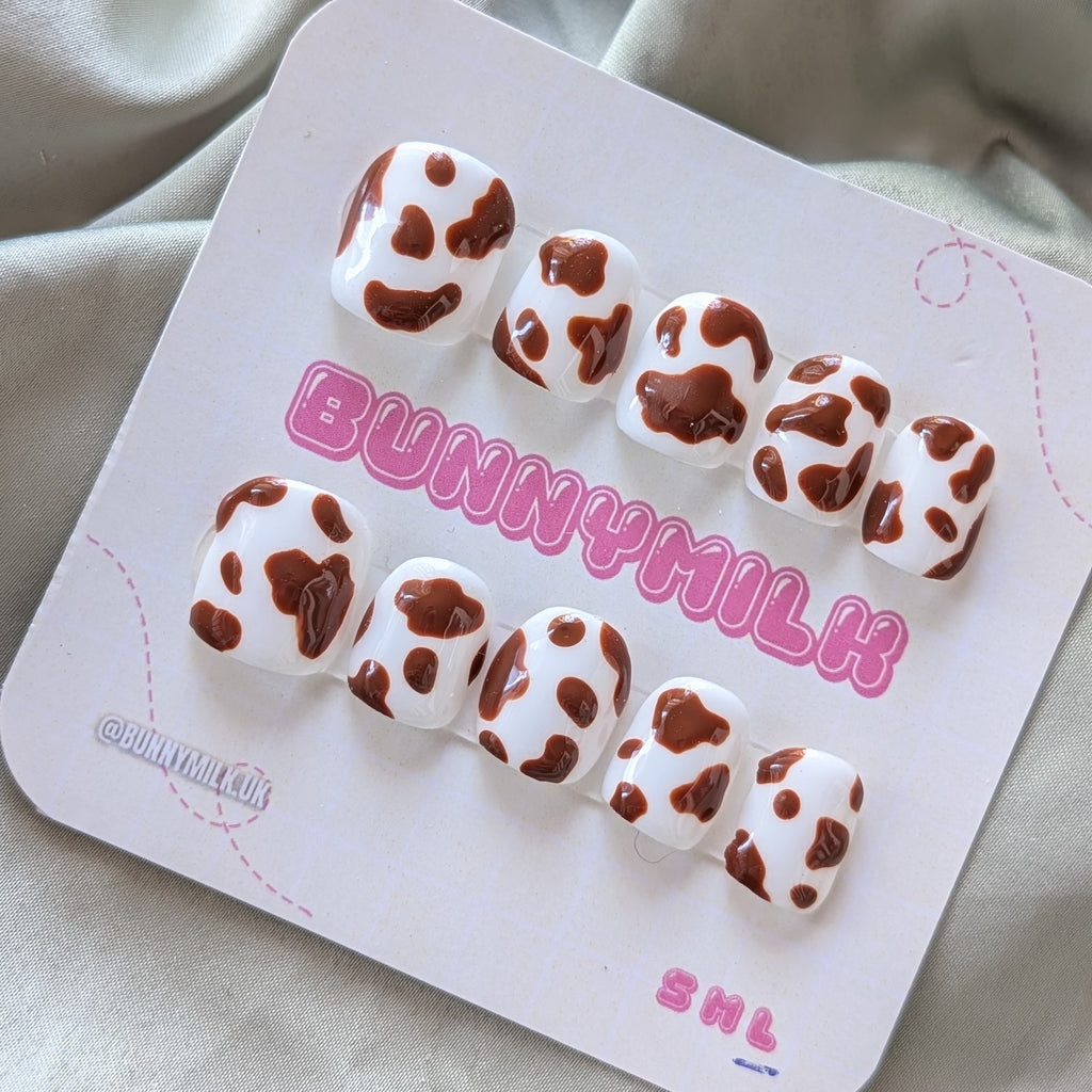 Cow Print Press On Nails 🐮